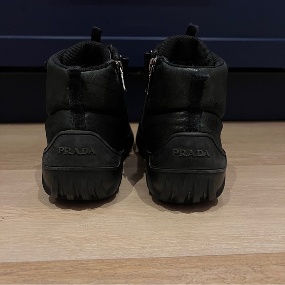 Auth PRADA Leather high top sneakers. Black. Men's size 8. Velcro strap. - Picture 4 of 14